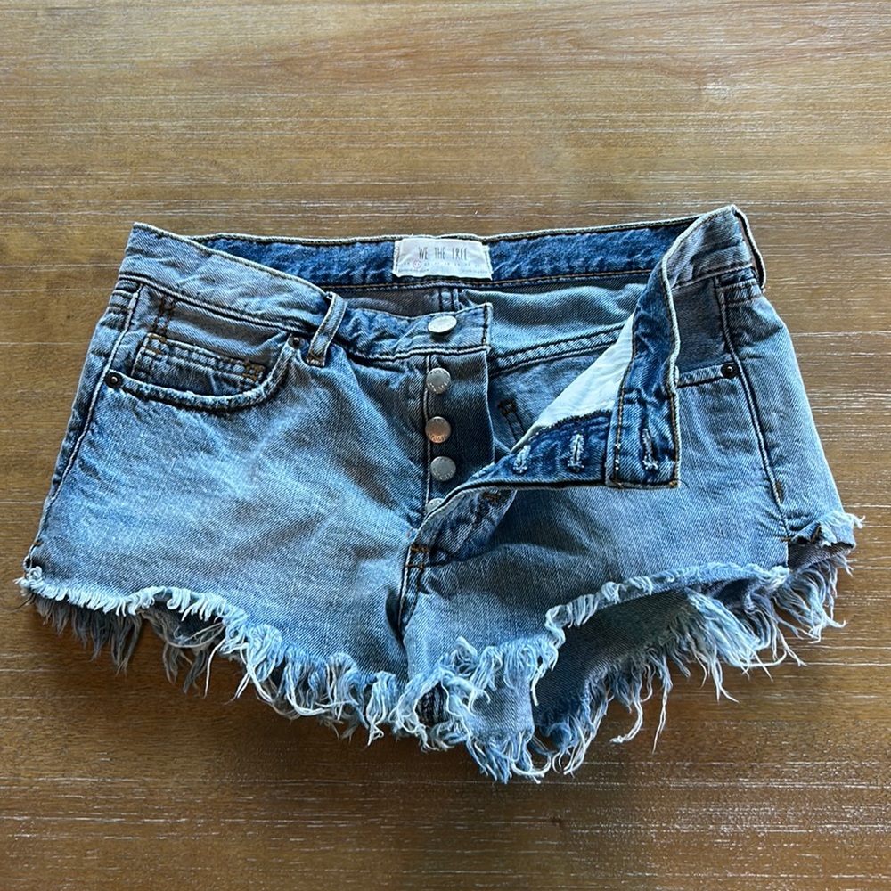 We the Free Shorts Size 25
